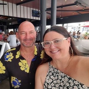 Meet your Posher, Saxon